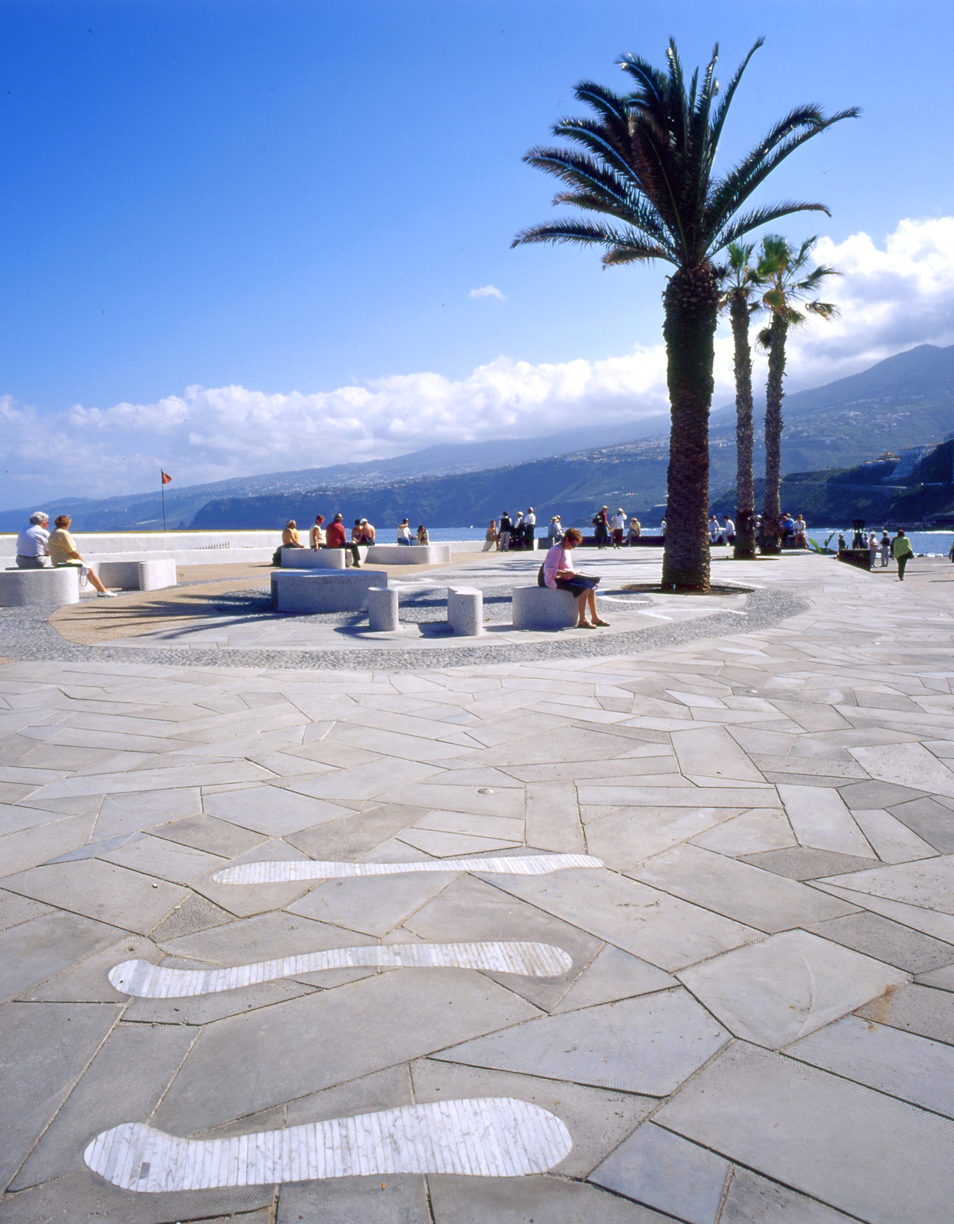 Remodelación del Paseo de Colón — imagen 1, espacios públicos en Puerto de la Cruz, Tenerife · VDP Arquitectos