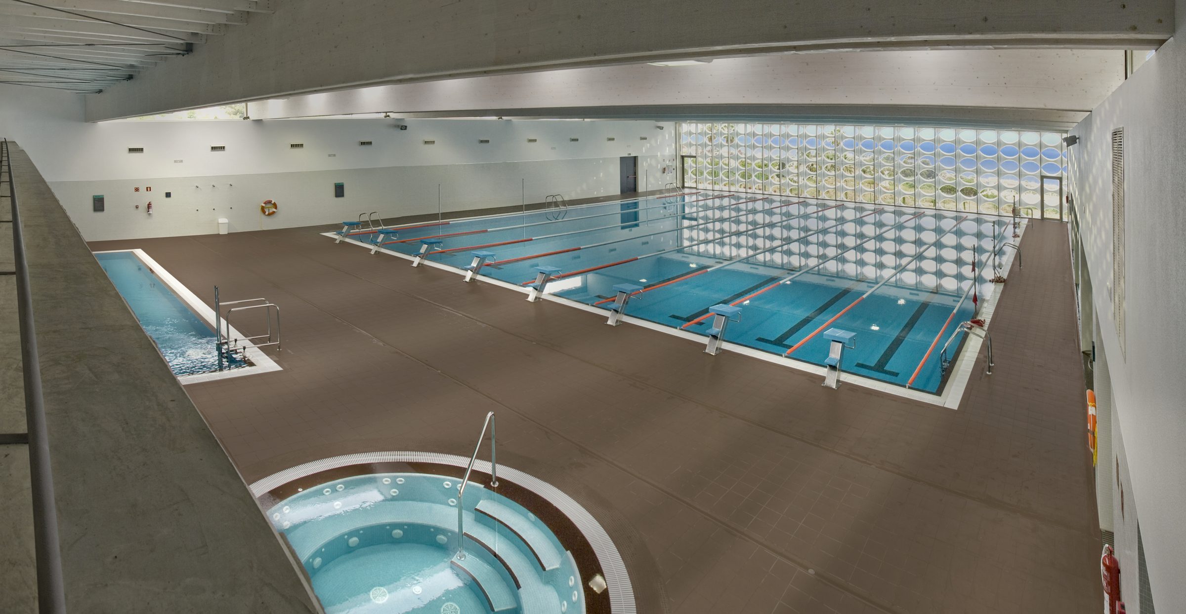 Piscina Cubierta Polivalente — imagen 6, deportivo en Santa Ursula, Tenerife · VDP Arquitectos