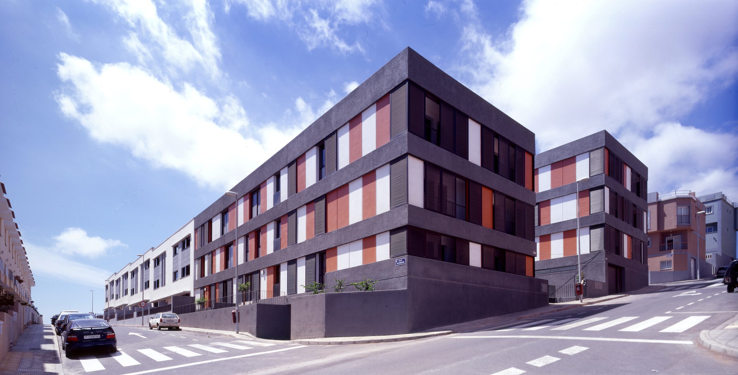 Edificio de 18 Viviendas V.P.O. — imagen 1, residencial en Polígono La Gallega, Santa Cruz de Tenerife · VDP Arquitectos