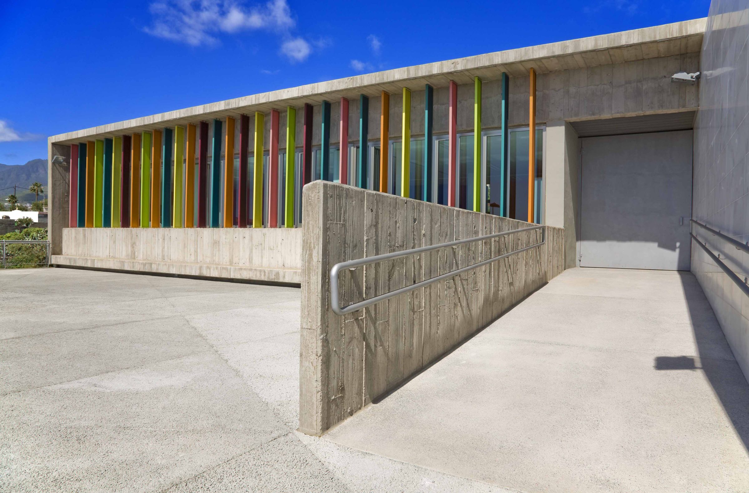 Casa de la Juventud y Teatro — proyecto de VDP Arquitectos