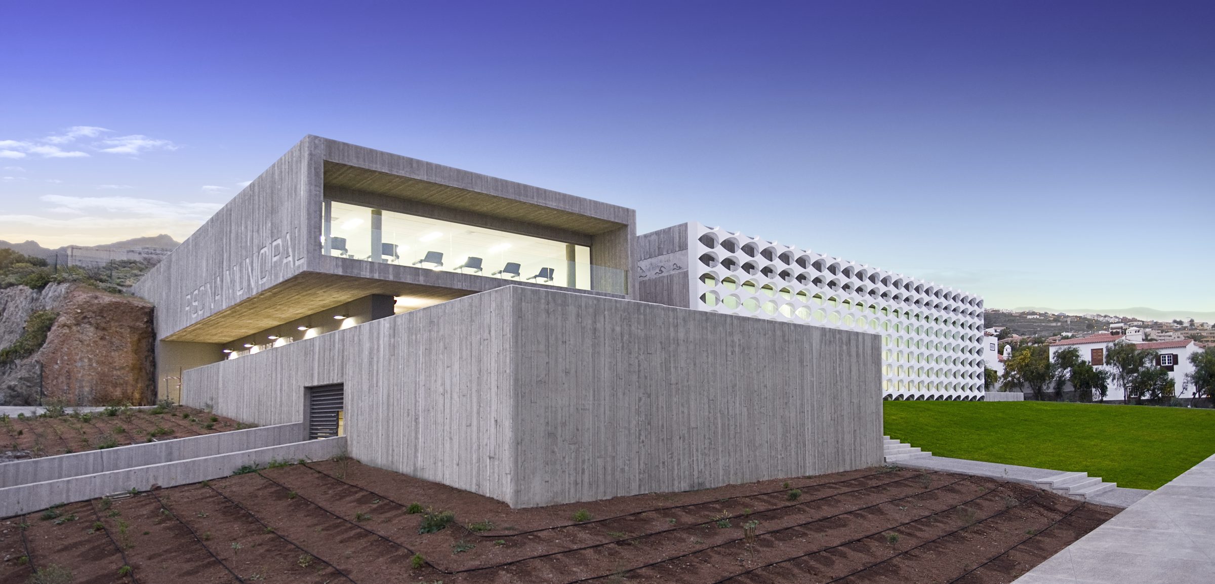 Piscina Cubierta Polivalente — imagen 3, deportivo en Santa Ursula, Tenerife · VDP Arquitectos